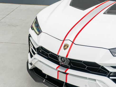 Used 2021 Lamborghini Urus AWD/4WD image 22