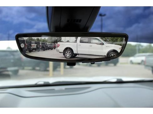 Used 2021 GMC Acadia Denali w/ Denali Technology Package FWD image 26