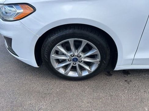 Used 2020 Ford Fusion SE image 46