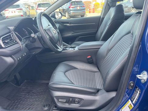 Certified 2023 Toyota Camry SE image 11