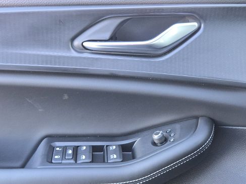 New 2025 Jeep Grand Cherokee 4WD image 18