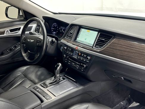 Used 2015 Hyundai Genesis 3.8 AWD/4WD image 20