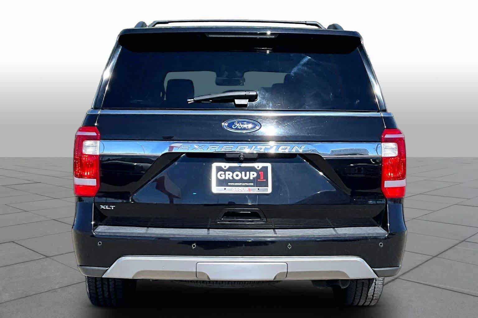 Used 2021 Ford Expedition XLT AWD/4WD image 5