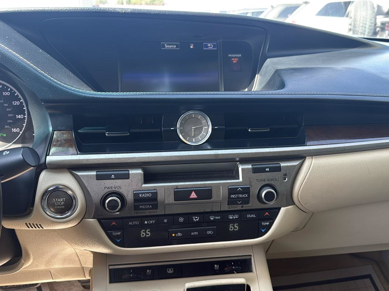 Used 2015 Lexus ES 350 w/ Luxury Package FWD image 20