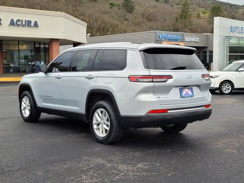 Used 2022 Jeep Grand Cherokee L Laredo w/ Luxury Tech Group I image 7