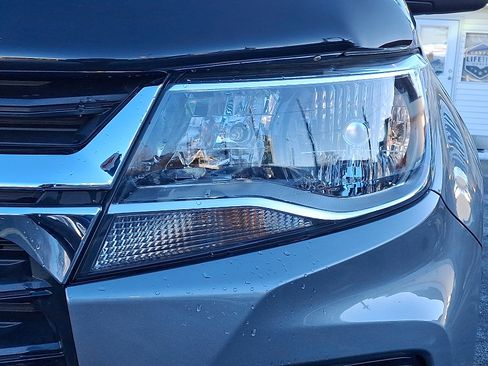 Used 2021 Chevrolet Colorado LT w/ LT Convenience Package image 10