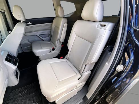 Used 2020 Volkswagen Atlas SE FWD image 21