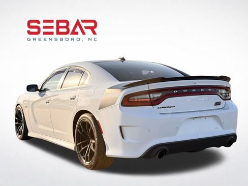 Used 2017 Dodge Charger R/T RWD image 16
