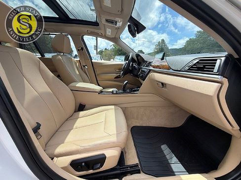 Used 2015 BMW 328i xDrive Wagon AWD/4WD image 16