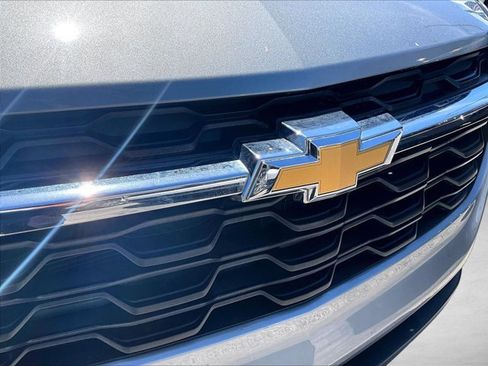 Used 2024 Chevrolet Trax LS FWD image 29