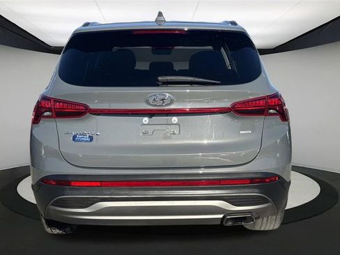 Used 2023 Hyundai Santa Fe SE image 4