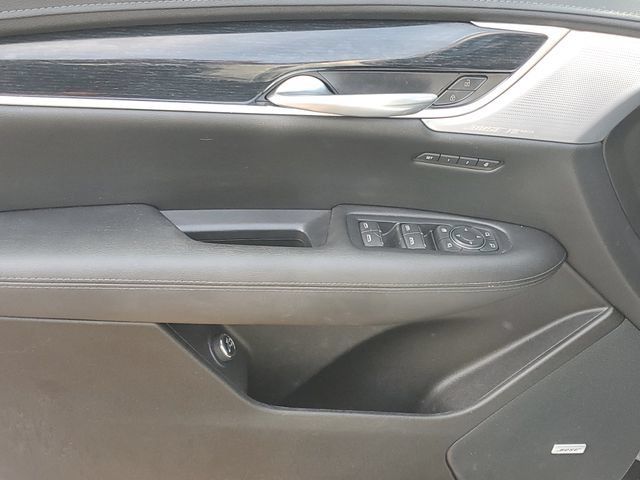 Certified 2024 Cadillac XT5 Premium Luxury w/ LPO, Floor Liner Package AWD/4WD image 10