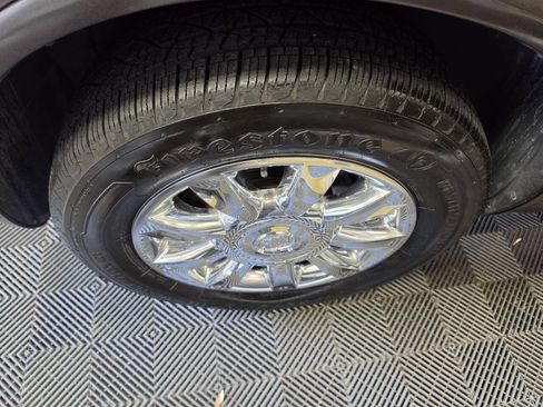 Used 2012 Buick Enclave Premium FWD image 38