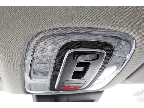 Used 2025 Hyundai Elantra Limited FWD image 23