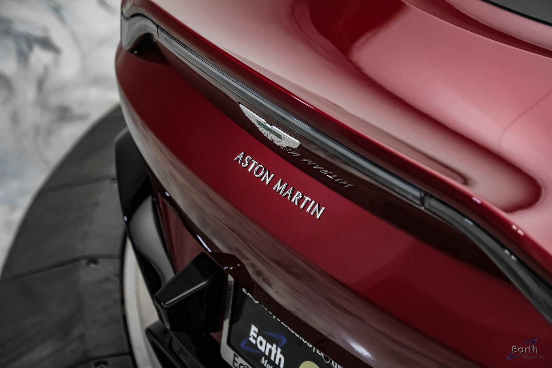 Used 2020 Aston Martin V8 Vantage Coupe RWD image 18
