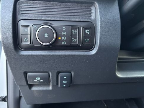 New 2026 Ford F250 Lariat w/ Black Appearance Package image 23