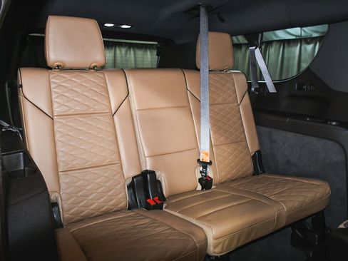 Used 2022 Cadillac Escalade ESV Sport w/ Touring Package AWD/4WD image 59