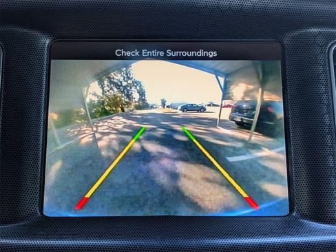 Used 2015 Dodge Charger R/T image 25