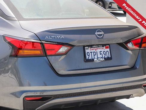 Used 2025 Nissan Altima 2.5 S FWD image 10