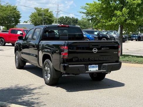New 2026 Nissan Frontier SV w/ Tow Package AWD/4WD image 7
