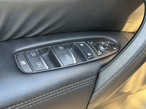 Used 2023 Nissan Armada SL w/ Captain's Chairs Package image 24