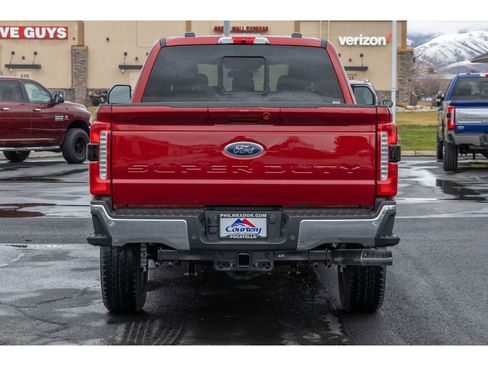 New 2026 Ford F250 Lariat w/ Lariat Premium Package image 4