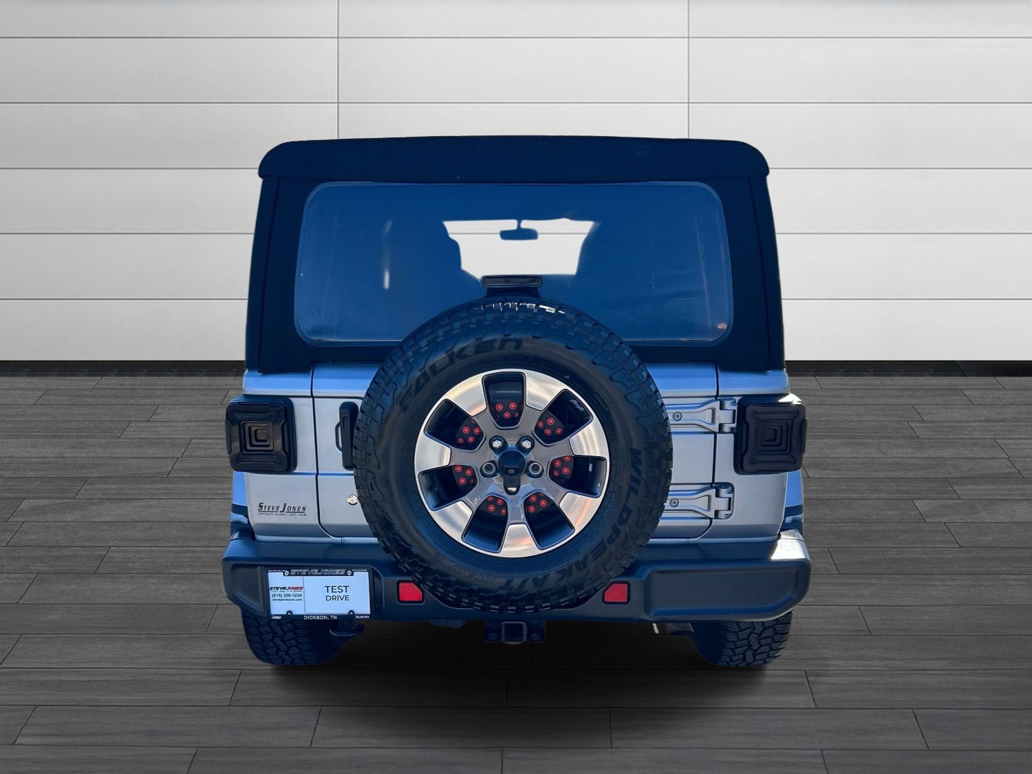 Used 2018 Jeep Wrangler Unlimited Sahara AWD/4WD image 5