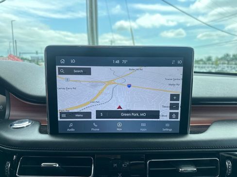 Used 2023 Lincoln Aviator Reserve AWD/4WD image 23