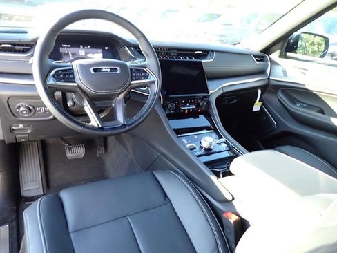 New 2025 Jeep Grand Cherokee Overland w/ Adv Protech Group III image 15