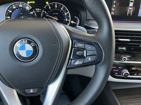 Used 2017 BMW 540i xDrive image 13