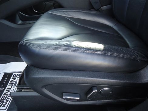 Used 2017 Lincoln MKX Select w/ Select Plus Package image 24