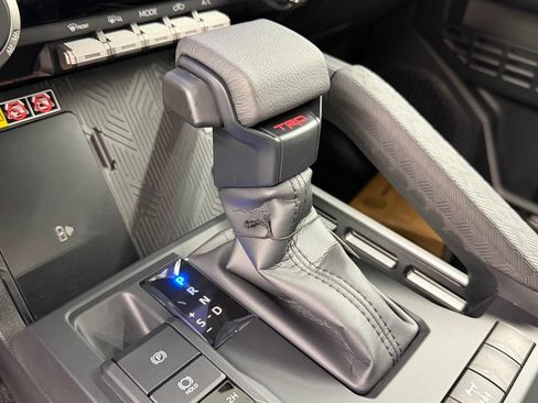 New 2026 Toyota Tacoma TRD Off-Road AWD/4WD image 25