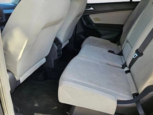 Used 2020 Volkswagen Tiguan S FWD image 16