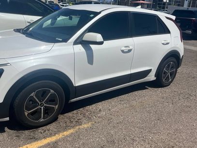Used 2023 Kia Niro LX