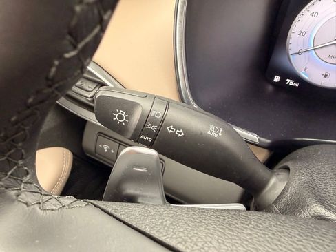 Used 2023 Hyundai Santa Fe Limited image 18