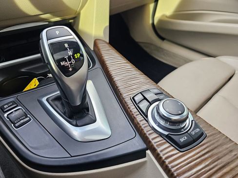 Used 2012 BMW 335i Sedan image 29