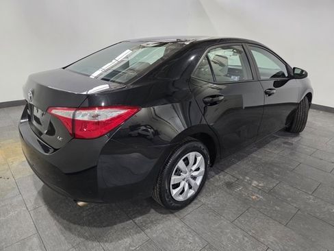 Used 2015 Toyota Corolla LE image 5