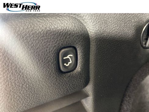 Used 2015 Jeep Grand Cherokee Limited w/ Luxury Group II image 20