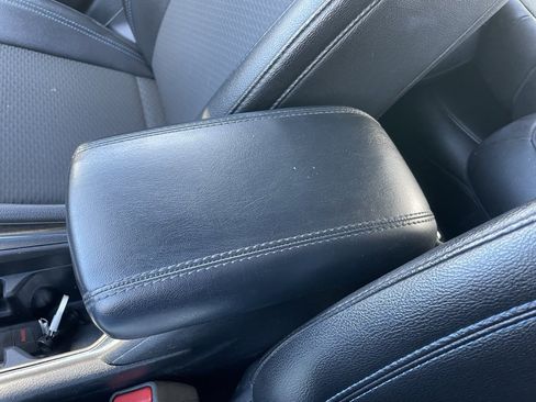 Used 2024 Jeep Compass Latitude image 45