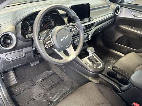 Certified 2024 Kia Forte LXS FWD image 13