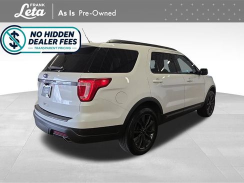 Used 2018 Ford Explorer XLT w/ Equipment Group 202A AWD/4WD image 7