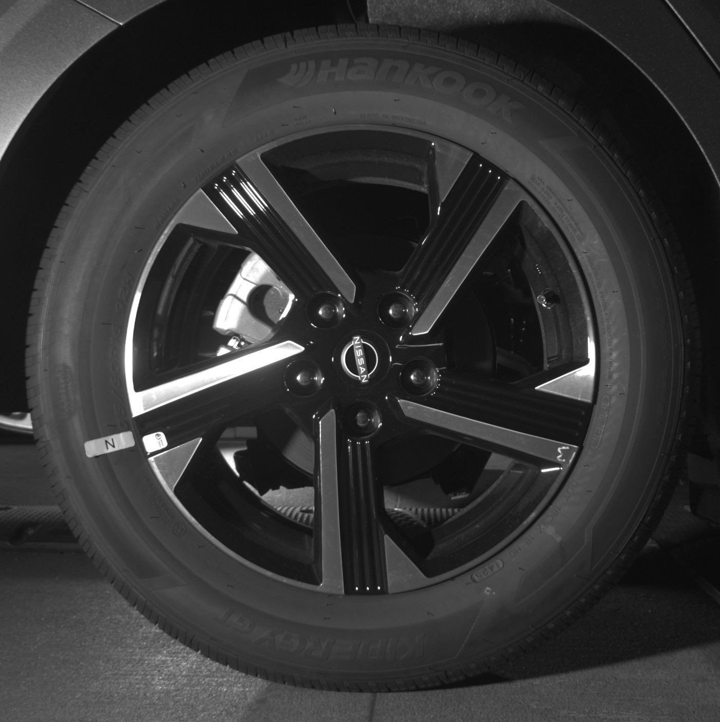 Used 2025 Nissan Sentra SV FWD image 18