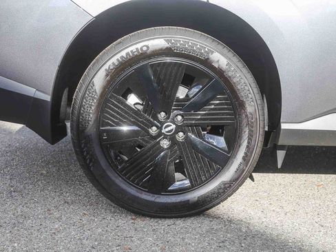 New 2026 Nissan Murano SV AWD/4WD image 10