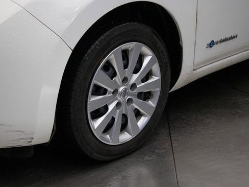 Used 2013 Nissan Leaf S w/ Charger Pkg image 7