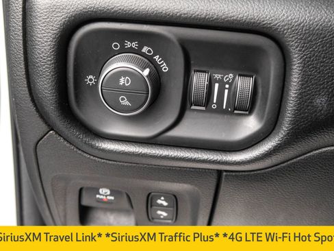 Used 2020 RAM 1500 Laramie image 14