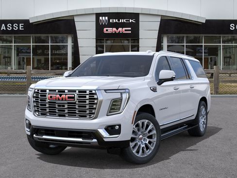 New 2026 GMC Yukon XL Denali w/ Denali Reserve Package AWD/4WD image 6