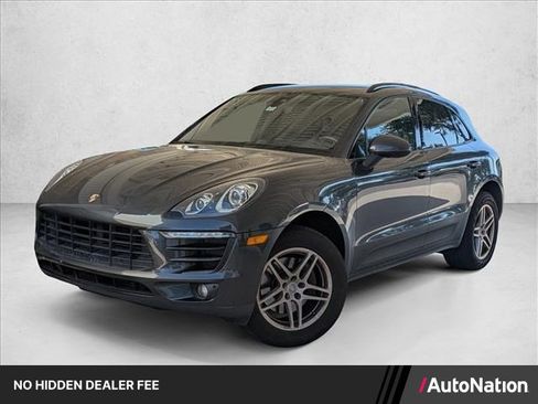 Used 2017 Porsche Macan AWD/4WD image 1