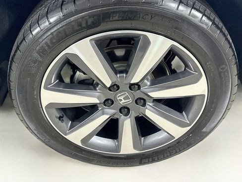 Used 2024 Honda Pilot Touring image 45