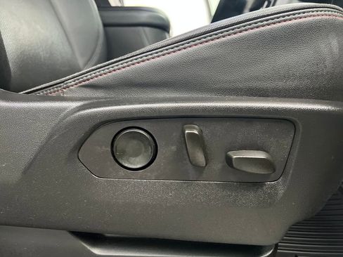 Used 2024 Chevrolet Suburban RST image 25