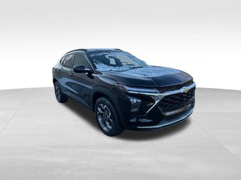 Used 2024 Chevrolet Trax LT image 31